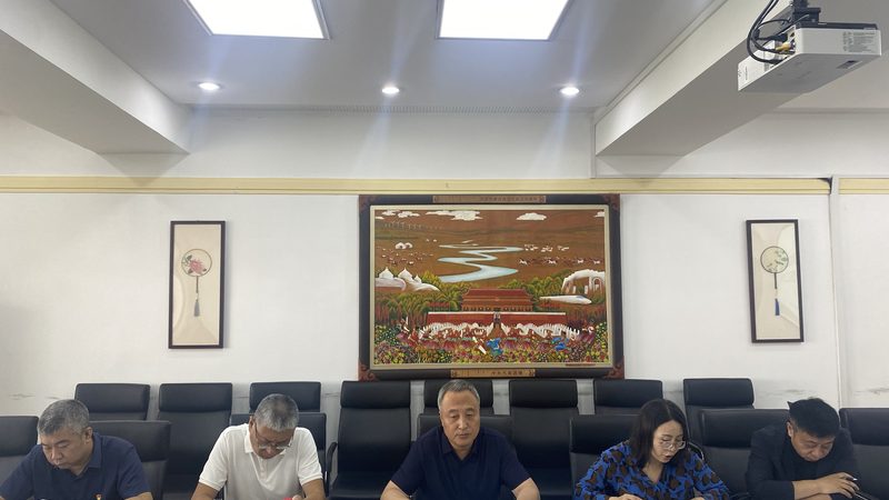 在明确需求后，进行成本估算。以下是一些估算方法：